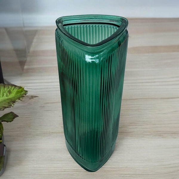 Buy Archer Vase Vase from Vaaree