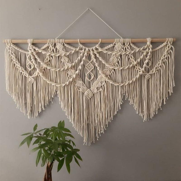 Buy Remia Macrame Wall Accent Wall Tapestry from Vaaree