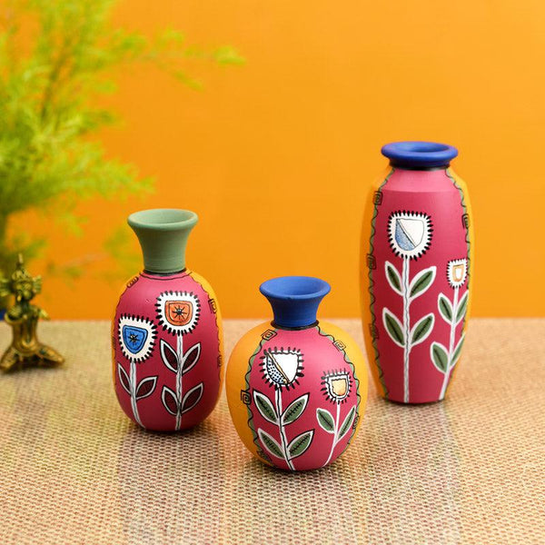 Buy Layan Flora Terracotta Vase - Three Piece Set Vase from Vaaree