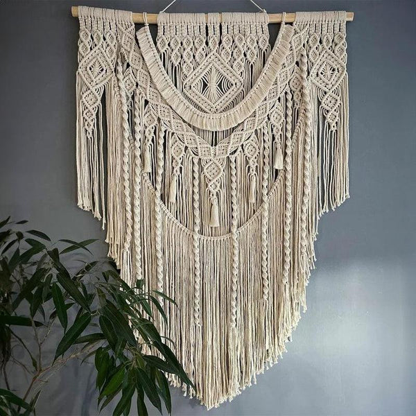 Buy Nira Bohemian Macrame Wall Accent Wall Tapestry from Vaaree