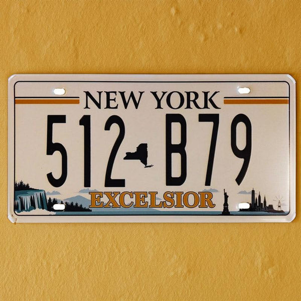 Buy New York 512-B79 Wall Accent Wall Accents from Vaaree