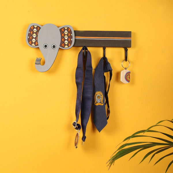 Buy Romi Key Holder Hooks & Key Holders from Vaaree