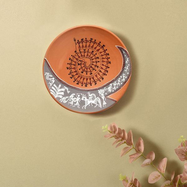 Buy Diyana Warli Decorative Terracotta Wall Accent Wall Plate from Vaaree