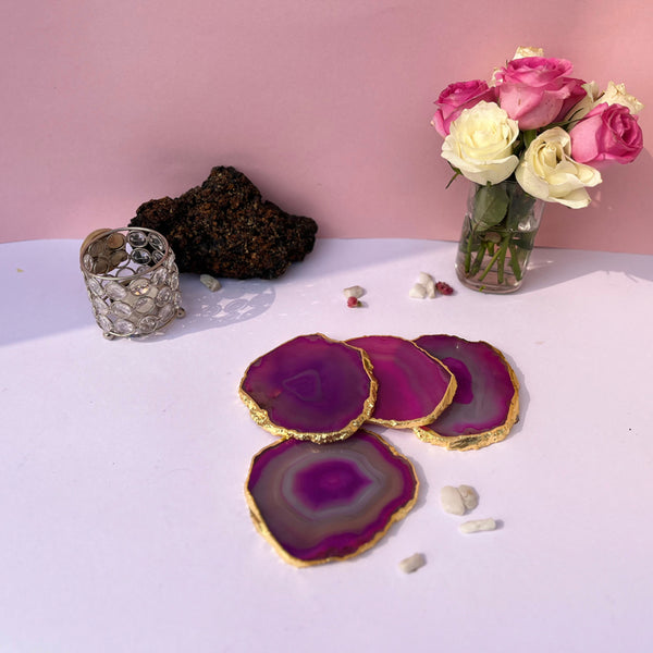 Buy Candra Handcrafted Brazilian Agate Coaster (Pink) - Set Of Four Coasters from Vaaree