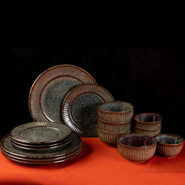 Sragen Handmade Dinner Set - Twenty Eight Piece Set - 1