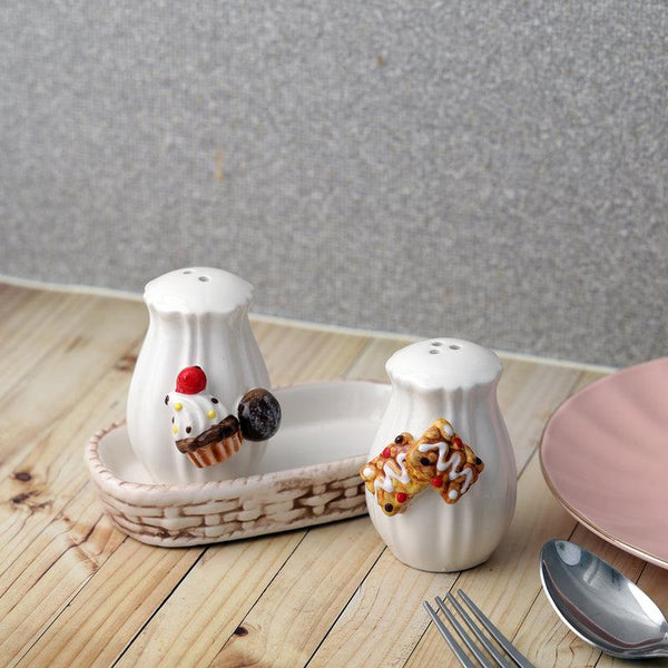 Buy Cookie Tart Salt & Pepper Shaker Salt & Pepper Bottles from Vaaree