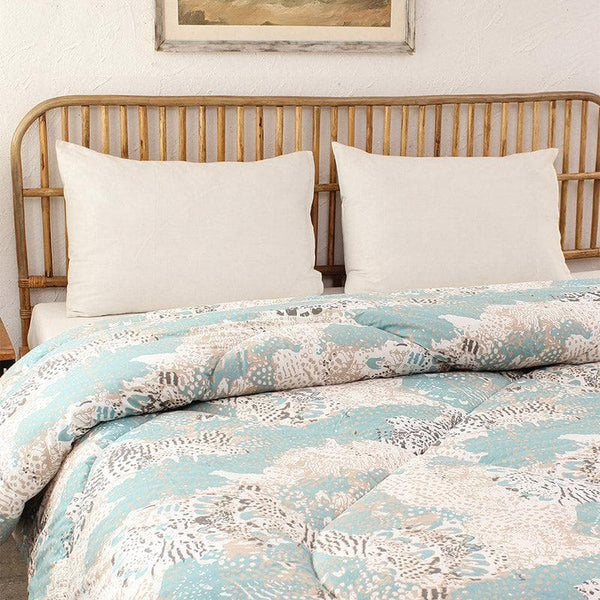 Buy Abstract Splatter Cotton Comforter (Blue) - 350 GSM Comforters & AC Quilts from Vaaree