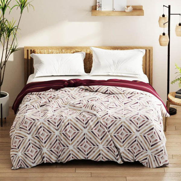 Buy Elora Geometric Reversible Microfiber Comforter (Burgandy) - 150 GSM Comforters & AC Quilts from Vaaree