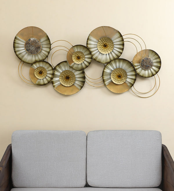 Buy Hades Floral Wall Accent Wall Accents from Vaaree