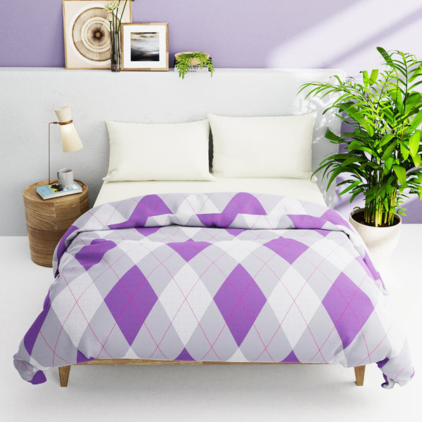 Buy Aire Rhombus Cotton Comforter - 150 GSM Comforters & AC Quilts from Vaaree