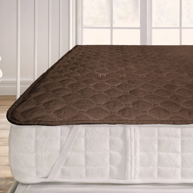 Buy Ivago Mattress Protector - Brown Mattress Protector from Vaaree