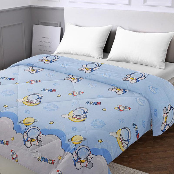 Buy Space Astronuts Kids Cotton Comforter - 210 GSM Comforters & AC Quilts from Vaaree