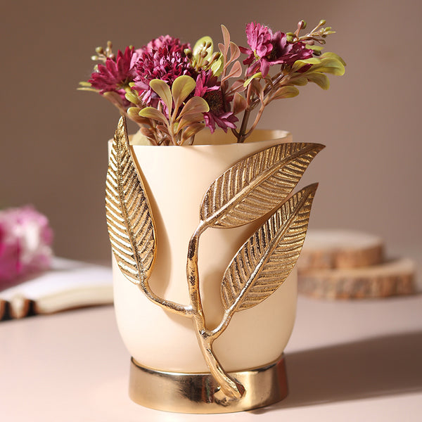 Buy Gemma Glass Vase - Cream & Gold Vase from Vaaree