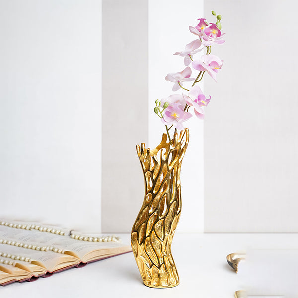 Buy Honey Glide Vase Vase from Vaaree