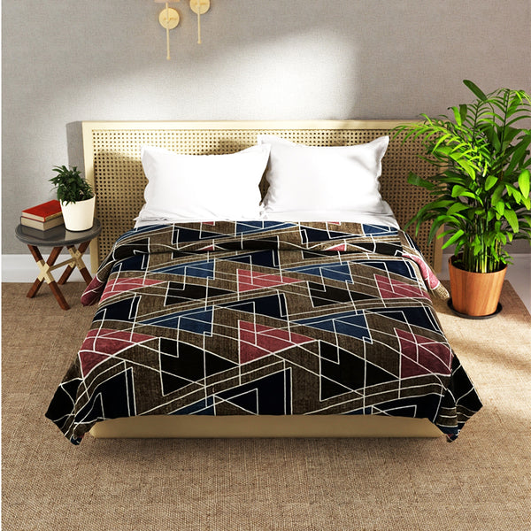 Buy Raul Abstract Micro Fiber Blanket - 250 GSM Blankets from Vaaree