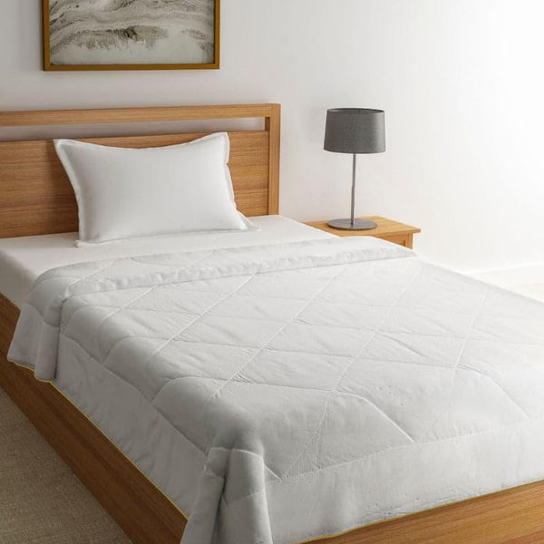 Buy Shana Microfiber Glace Cotton Comforter - 200 GSM Comforters & AC Quilts from Vaaree