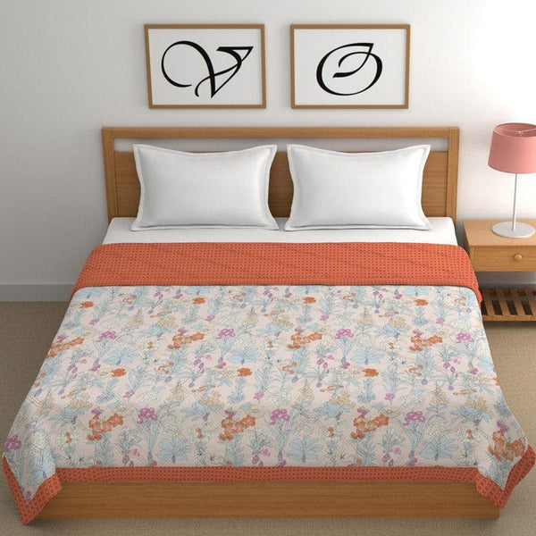 Buy Yoruba Floral Glace Cotton/Microfiber Comforter - 120 GSM Comforters & AC Quilts from Vaaree