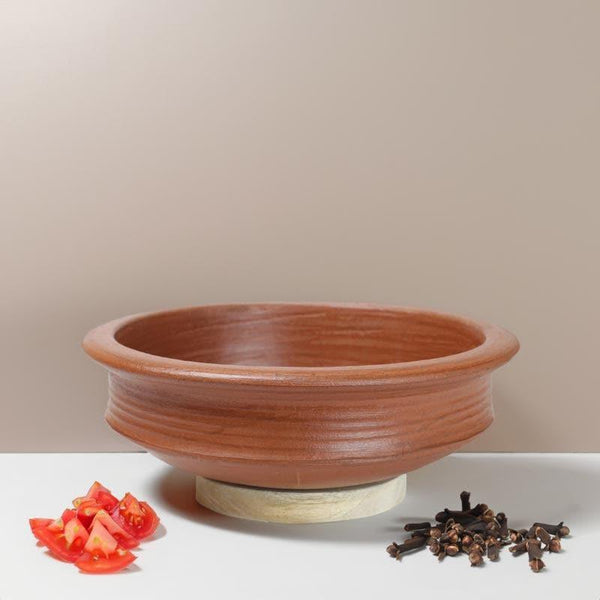 Buy Manawari Clay Pot Brown 2000 ML / 10 Inches Handi from Vaaree