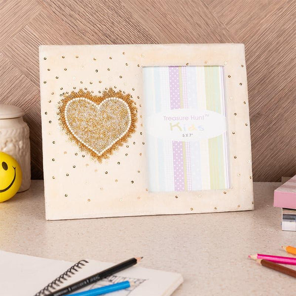 Buy Hearty Home Photo Frame II - Love Collection Photo Frames from Vaaree