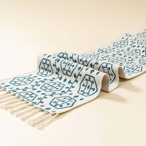 Buy Skye Table Runner Table Runner from Vaaree