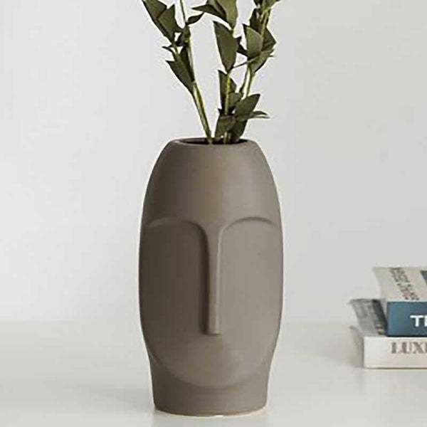 Buy Curious Curves Vase Vase from Vaaree