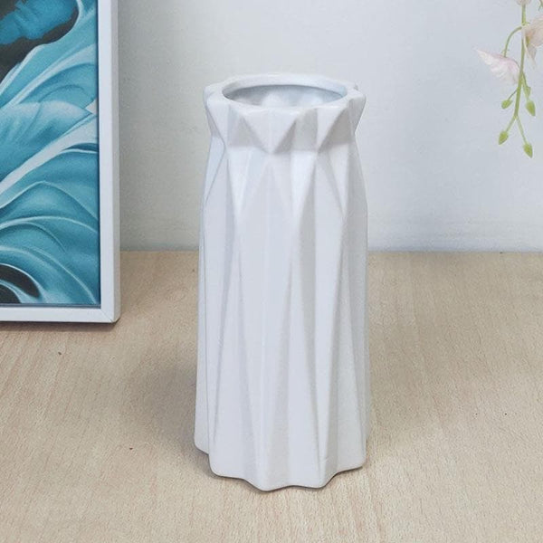 Buy Funkadelic Flower Vase - White Vase from Vaaree