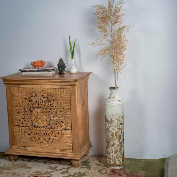 Buy Galatia Gala Floor Vase Floor Vase from Vaaree