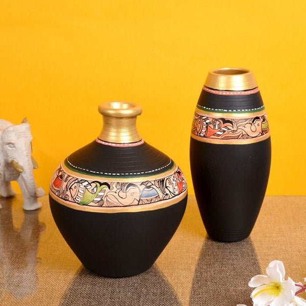 Buy Machumu Tribal Terracotta Vase - Set Of Two Vase from Vaaree