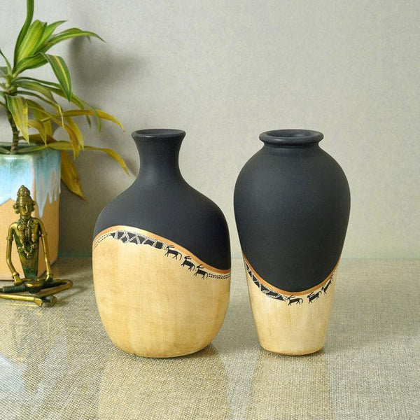 Buy Round Aether Bloom Vase - Set Of Two Vase from Vaaree