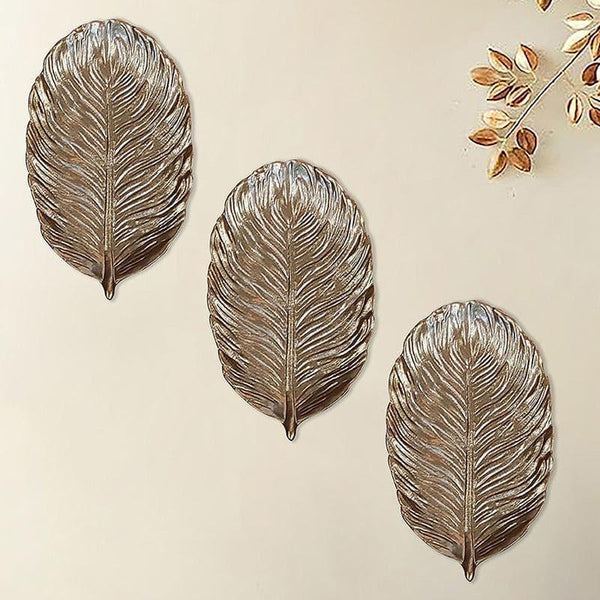 Buy Palm Leaf Wall Decor - Set Of Three Wall Accents from Vaaree