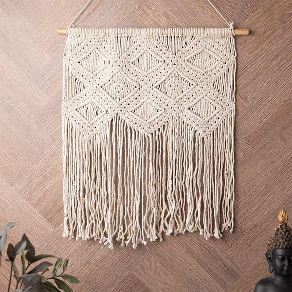 Buy Bowie Macrame Wall Accent Wall Tapestry from Vaaree