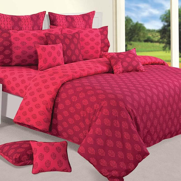 Buy Pink Wonderland Cotton Comforter - 150 GSM Comforters & AC Quilts from Vaaree