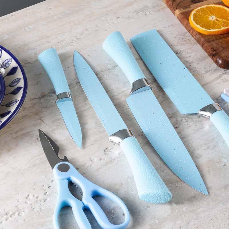 Buy Chef's Kiss Knife Set - Set Of Six Knives & Scissors from Vaaree